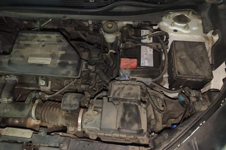 Used Honda CR-V 2017 240TURBO CVT Front-Wheel Drive Fashion Edition Engine Bay Left