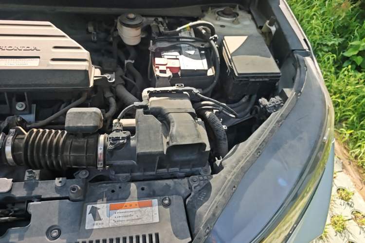 Used Honda CR-V 2017 240TURBO CVT Front-Wheel Drive Fashion Edition Engine Bay Left