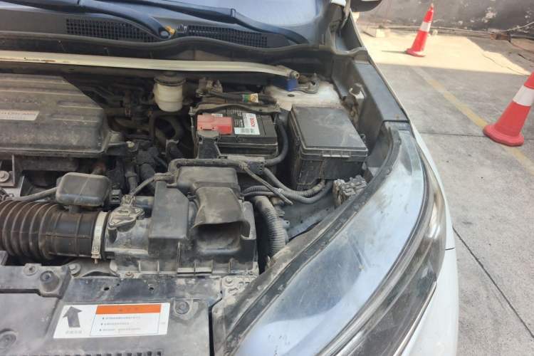 Used Honda CR-V 2017 240TURBO CVT Front-Wheel Drive Fashion Edition Engine Bay Left