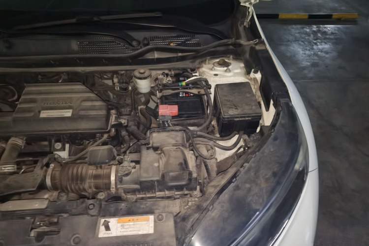 Used Honda CR-V 2017 240TURBO CVT Front-Wheel Drive Fashion Edition Engine Bay Left