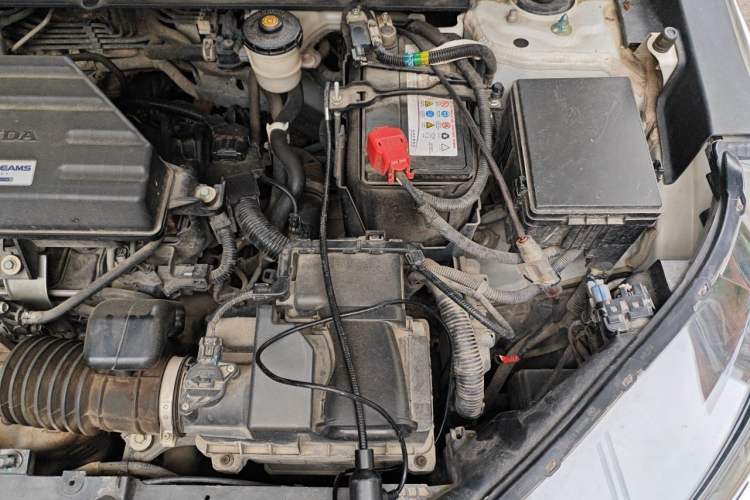 Used Honda CR-V 2017 240TURBO CVT 2WD Comfort Version Engine Bay Left
