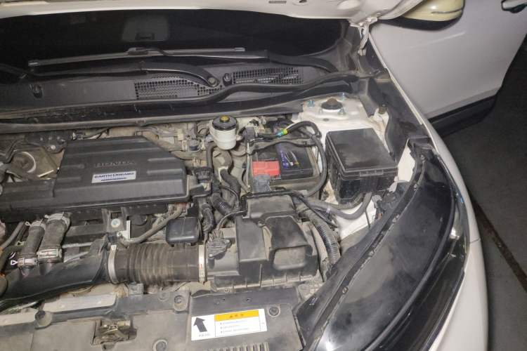 Used Honda CR-V 2017 240TURBO CVT Front-Wheel Drive Fashion Edition Engine Bay Left