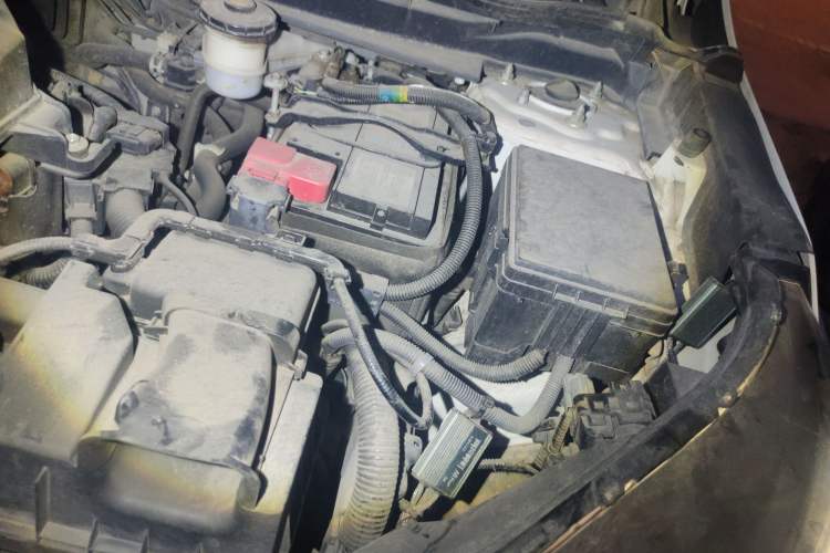 Used Honda CR-V 2017 240TURBO CVT Front-Wheel Drive Fashion Edition Engine Bay Left
