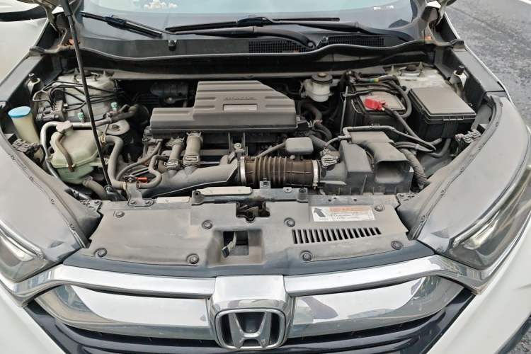 Used Honda CR-V 2017 240TURBO CVT 2WD Comfort Version Engine Bay