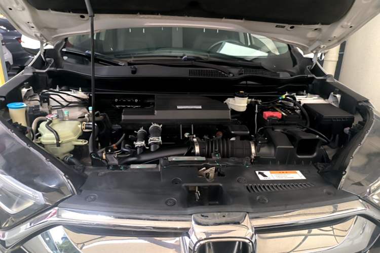 Used Honda CR-V 2017 240TURBO CVT Front-Wheel Drive Fashion Edition Engine Bay