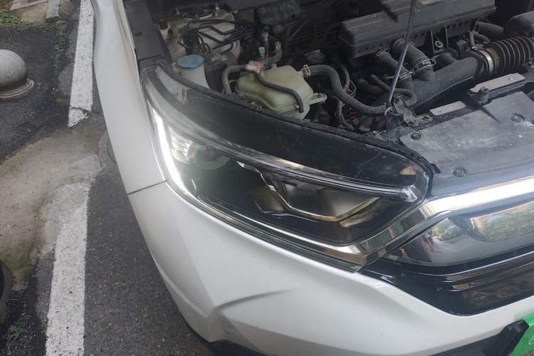 Used Honda CR-V 2017 240TURBO CVT 2WD Comfort Version Engine Bay Right