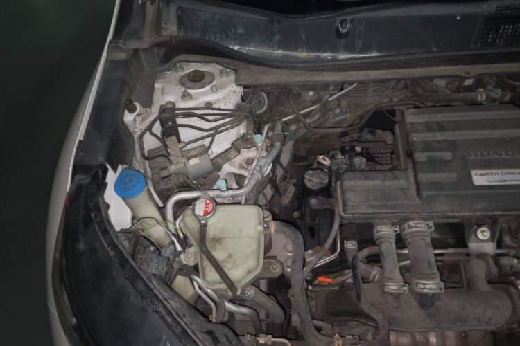 Used Honda CR-V 2017 240TURBO CVT 2WD Comfort Version Engine Bay Right