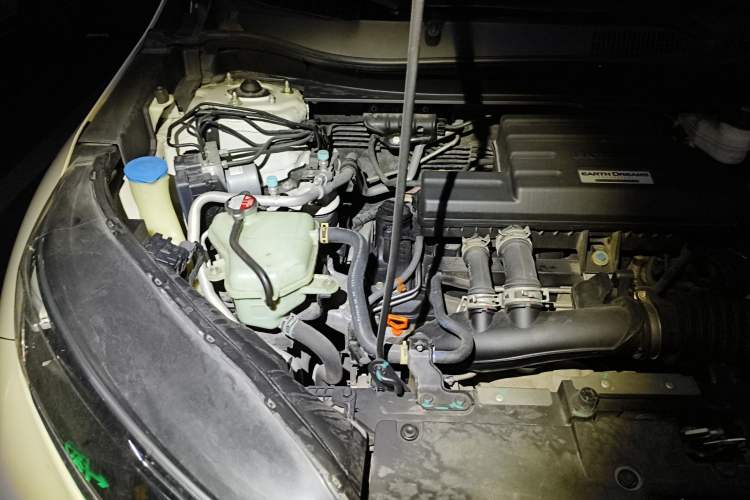 Used Honda CR-V 2017 240TURBO CVT 2WD Urban Edition Engine Bay Right