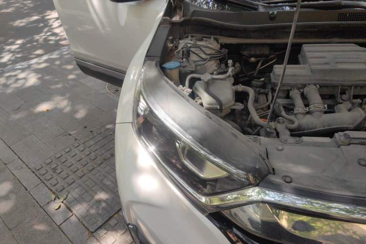 Used Honda CR-V 2017 240TURBO CVT Front-Wheel Drive Fashion Edition Engine Bay Right