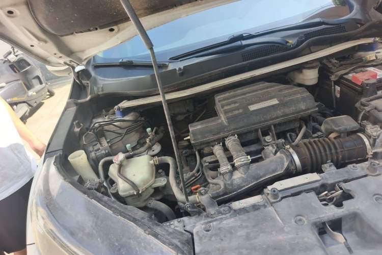 Used Honda CR-V 2017 240TURBO CVT Front-Wheel Drive Fashion Edition Engine Bay Right