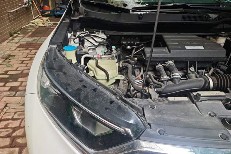 Used Honda CR-V 2017 240TURBO CVT Front-Wheel Drive Fashion Edition Engine Bay Right