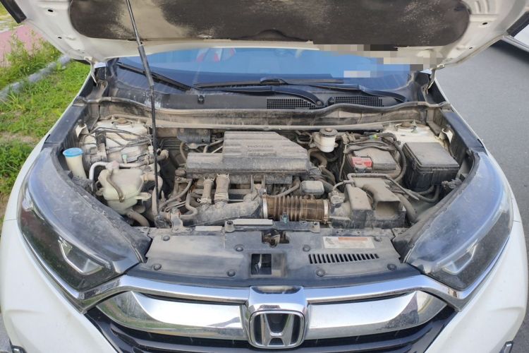 Used Honda CR-V 2017 240TURBO CVT Front-Wheel Drive Fashion Edition Engine Bay
