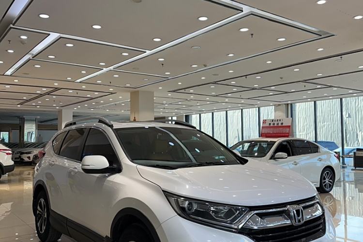 Used Honda CR-V 2017 240TURBO CVT 2WD Comfort Version Exterior 2