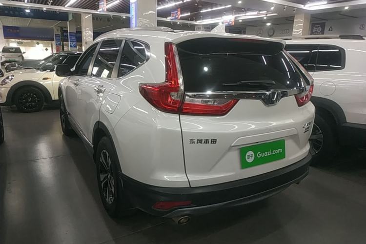 Used Honda CR-V 2017 240TURBO Manual Two-Wheel Drive Classic Edition Exterior 2