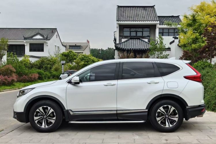Used Honda CR-V 2017 240TURBO CVT Front-Wheel Drive Fashion Edition Exterior 3