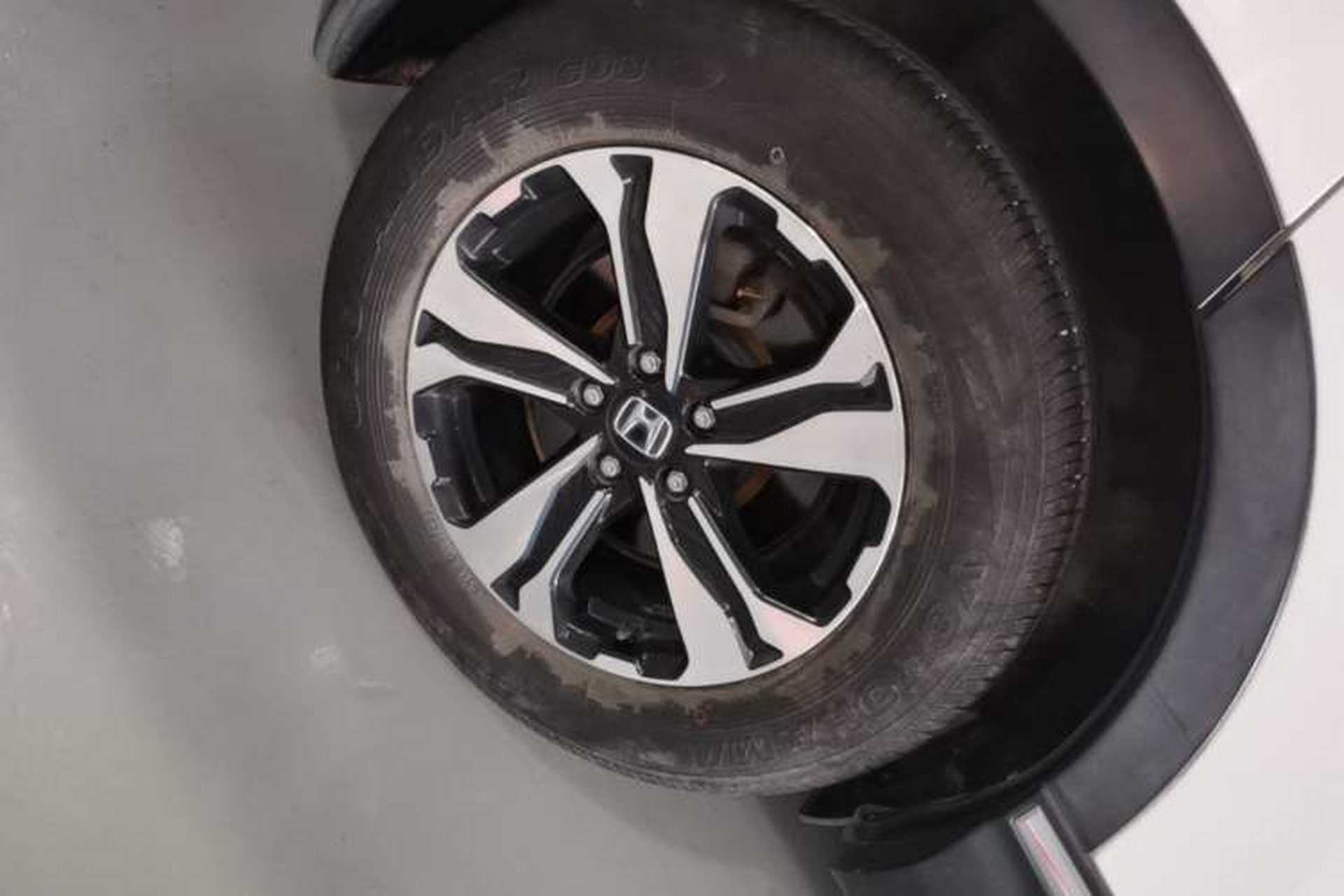 Used Honda CR-V 2017 240TURBO CVT Front-Wheel Drive Fashion Edition Exterior 3