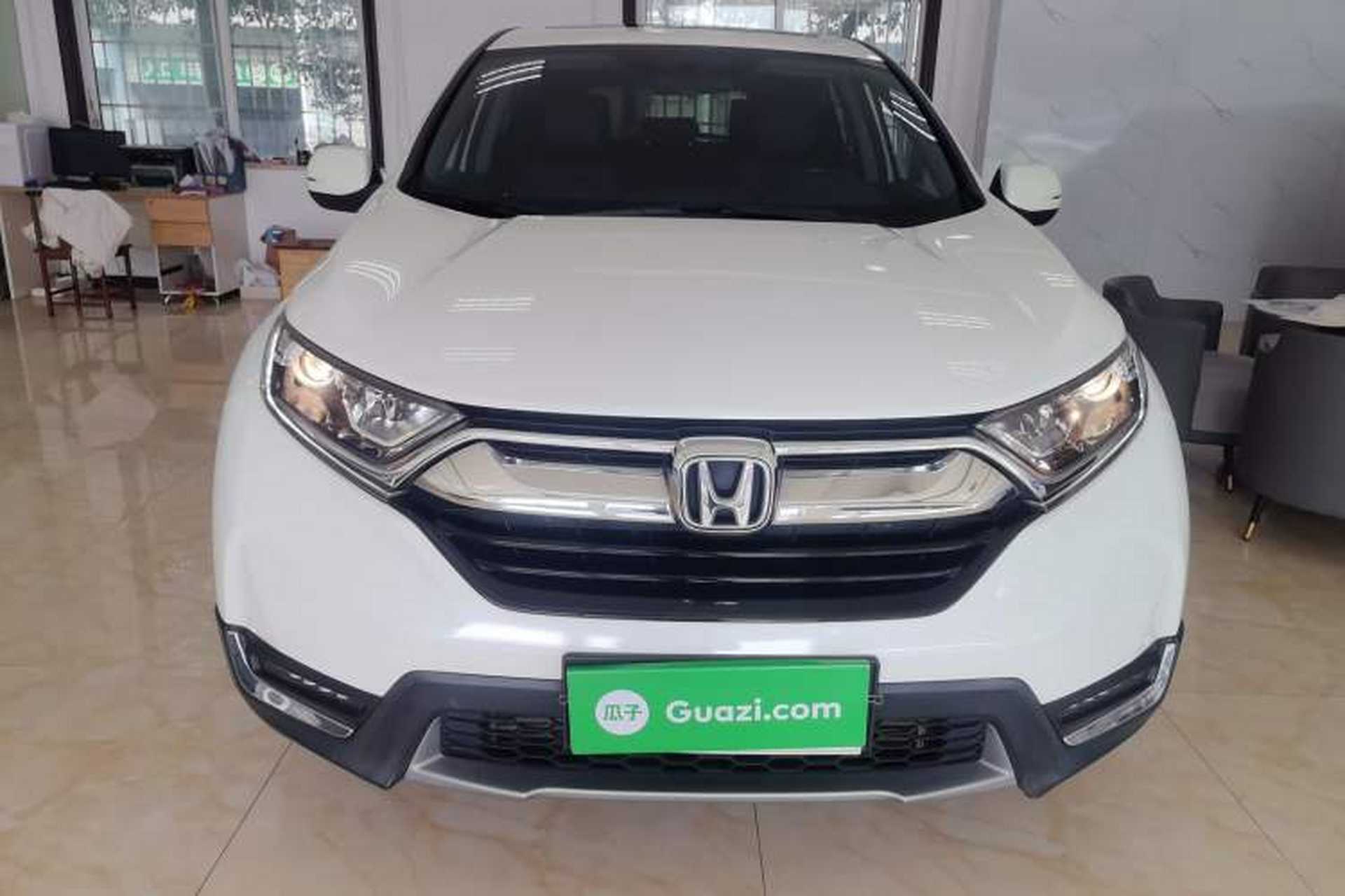 Used Honda CR-V 2017 240TURBO CVT Front-Wheel Drive Fashion Edition Front