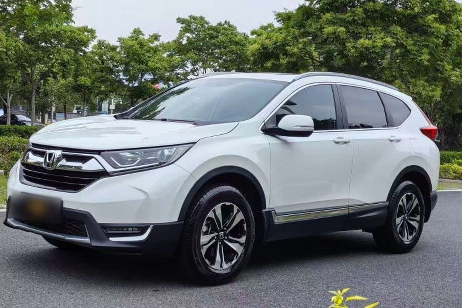 Used Honda CR-V 2017 240TURBO CVT Four-Wheel Drive Luxury Edition Front Left 45 Deg