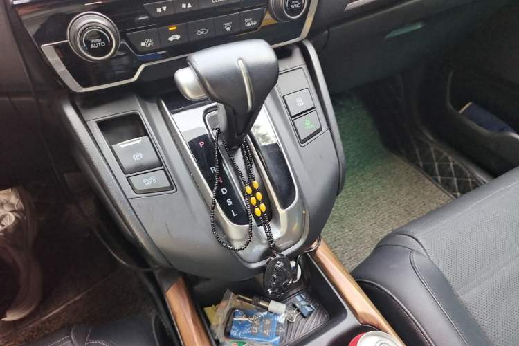 Used Honda CR-V 2017 240TURBO CVT Front-Wheel Drive Fashion Edition Gear Lever