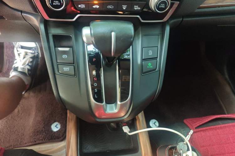 Used Honda CR-V 2017 240TURBO CVT Front-Wheel Drive Fashion Edition Gear Lever