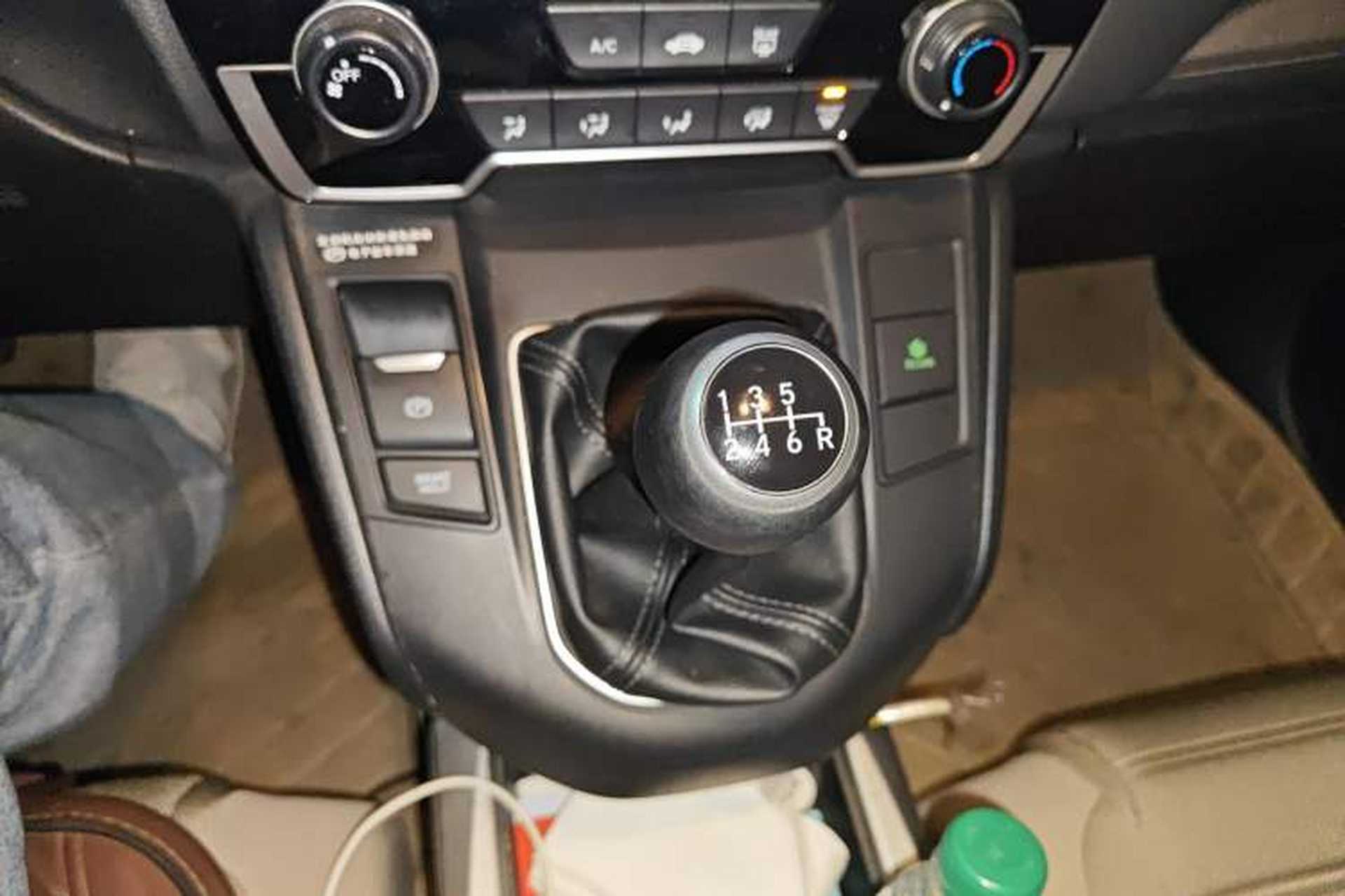 Used Honda CR-V 2017 240TURBO Manual Two-Wheel Drive Classic Edition Gear Lever