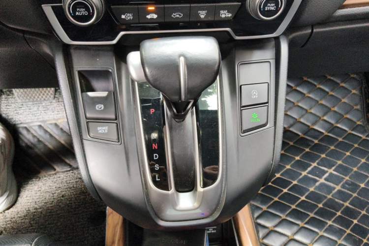 Used Honda CR-V 2017 240TURBO CVT Front-Wheel Drive Fashion Edition Gear Lever
