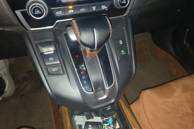 Used Honda CR-V 2017 240TURBO CVT Front-Wheel Drive Fashion Edition Gear Lever