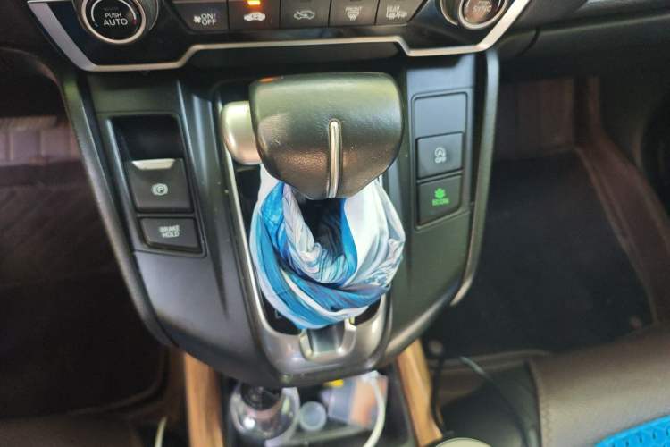 Used Honda CR-V 2017 240TURBO CVT Front-Wheel Drive Fashion Edition Gear Lever