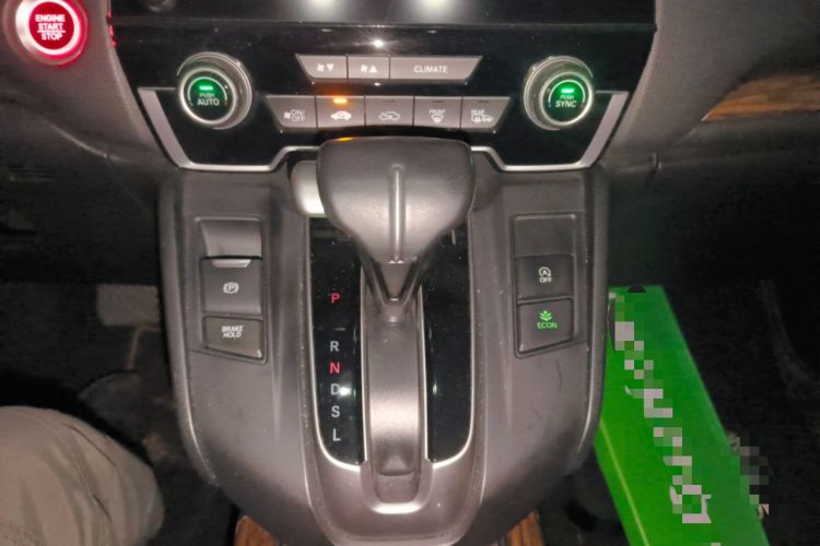 Used Honda CR-V 2017 240TURBO CVT Front-Wheel Drive Fashion Edition Gear Lever