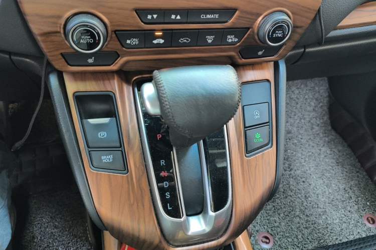 Used Honda CR-V 2017 240TURBO CVT Four-Wheel Drive Luxury Edition Gear Lever