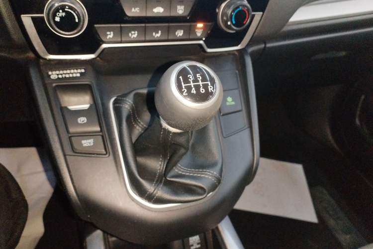 Used Honda CR-V 2017 240TURBO Manual Two-Wheel Drive Classic Edition Gear Lever