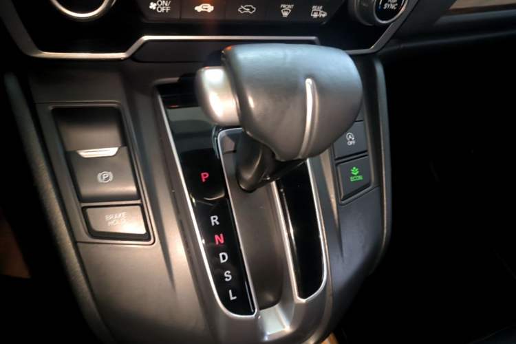 Used Honda CR-V 2017 240TURBO CVT Front-Wheel Drive Fashion Edition Gear Lever