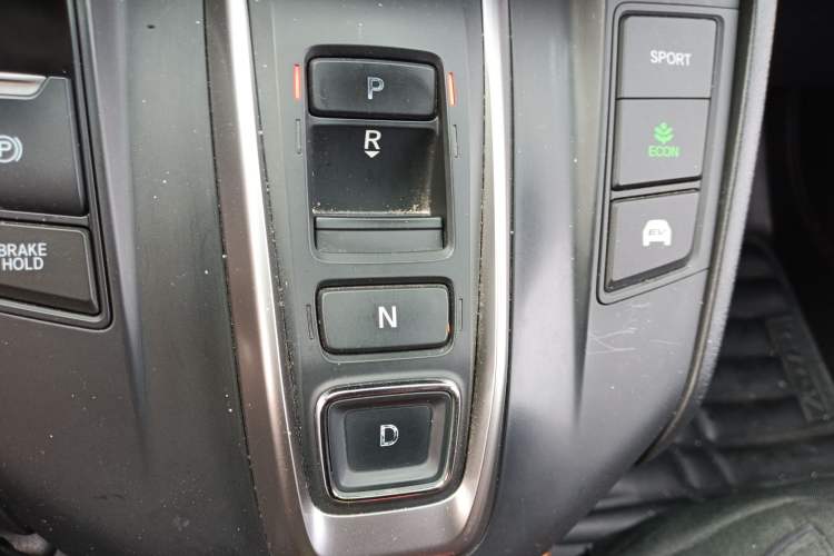 Used Honda CR-V 2017 Hybrid 2.0L Pure Edition Gear Lever