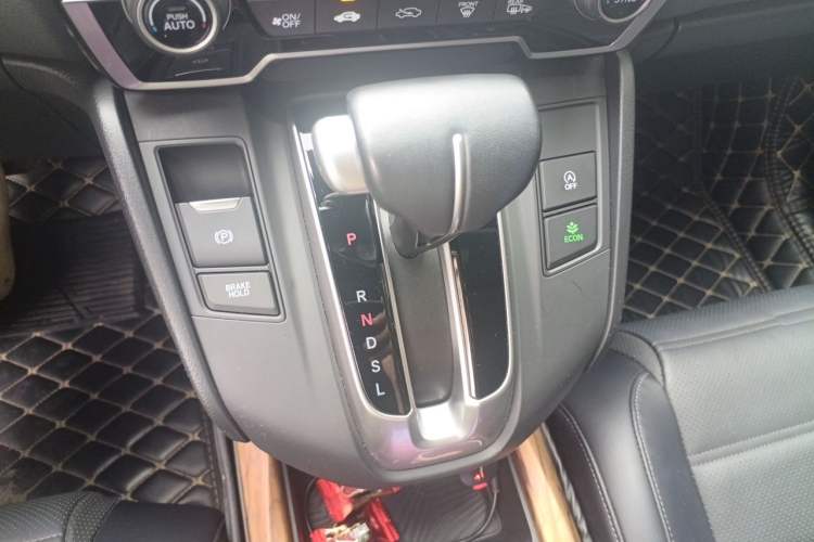 Used Honda CR-V 2017 240TURBO CVT Front-Wheel Drive Fashion Edition Gear Lever