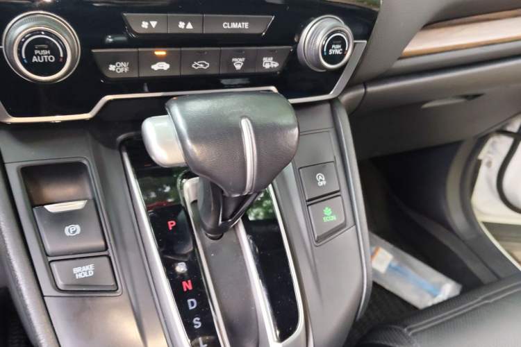 Used Honda CR-V 2017 240TURBO CVT Front-Wheel Drive Fashion Edition Gear Lever