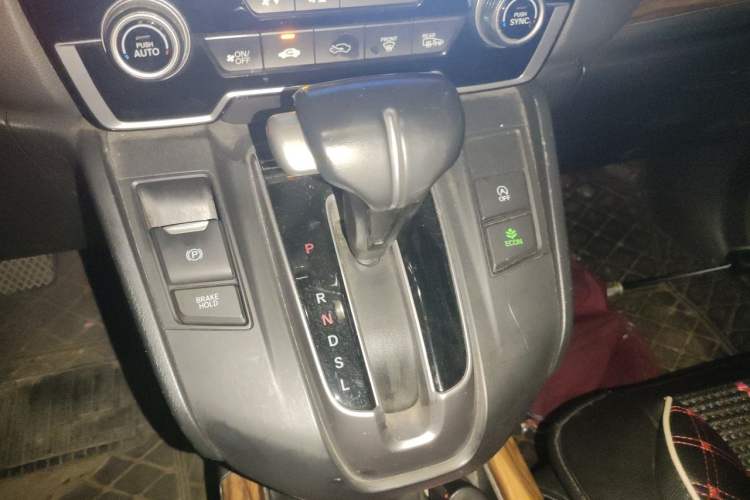 Used Honda CR-V 2017 240TURBO CVT Front-Wheel Drive Fashion Edition Gear Lever