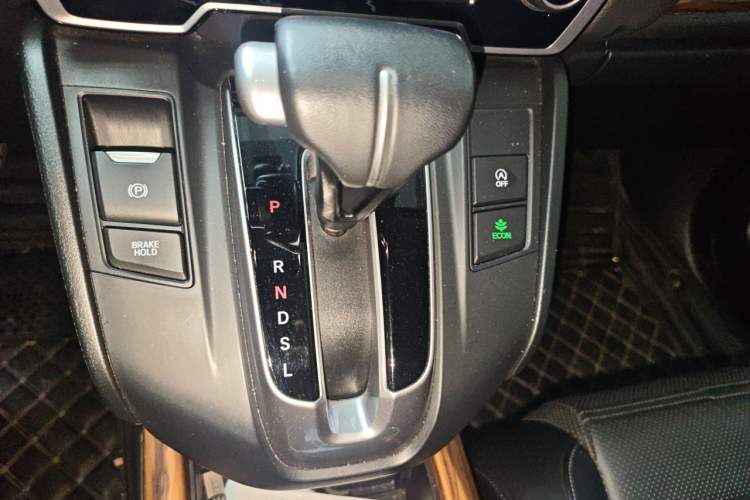 Used Honda CR-V 2017 240TURBO CVT Front-Wheel Drive Fashion Edition Gear Lever