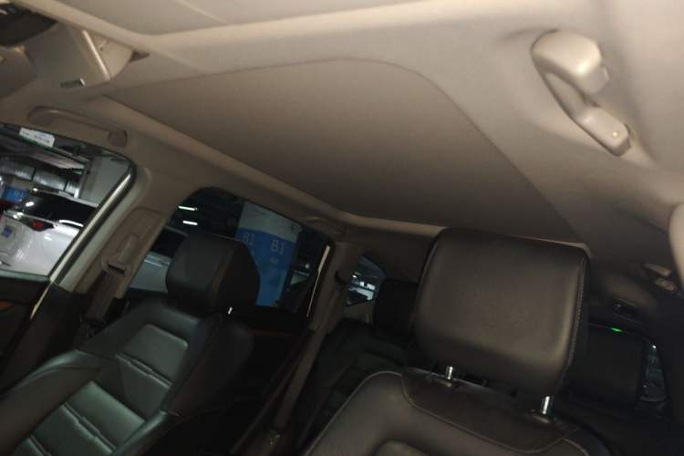 Used Honda CR-V 2017 240TURBO CVT Four-Wheel Drive Prestige Edition Headliner