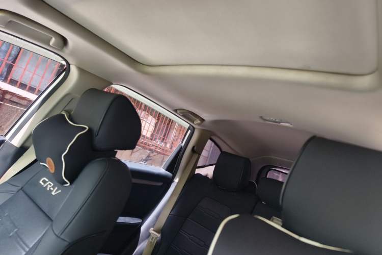 Used Honda CR-V 2017 240TURBO CVT 2WD Comfort Version Headliner