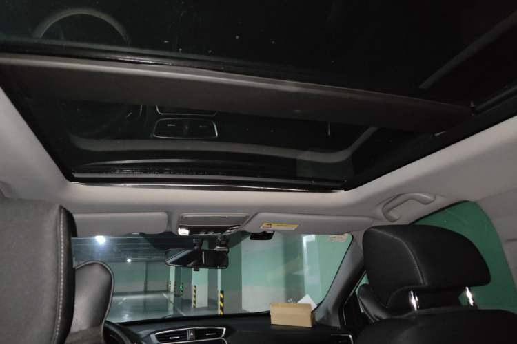 Used Honda CR-V 2017 240TURBO CVT 2WD Urban Edition Headliner