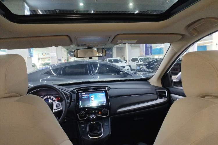 Used Honda CR-V 2017 240TURBO Manual Two-Wheel Drive Classic Edition Headliner