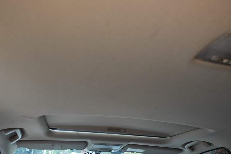 Used Honda CR-V 2017 240TURBO CVT 2WD Comfort Version Headliner