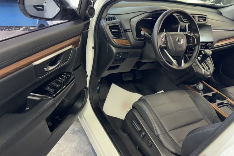 Used Honda CR-V 2017 240TURBO CVT Front-Wheel Drive Fashion Edition Interior 1