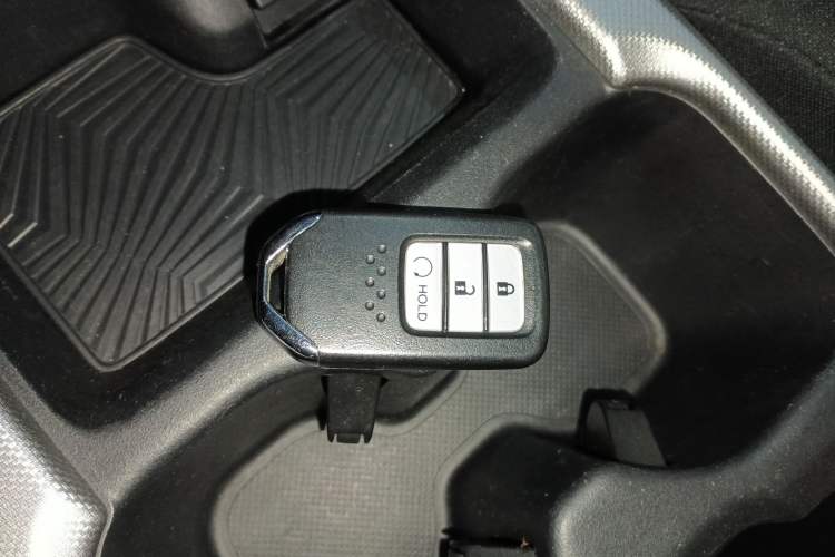 Used Honda CR-V 2017 Hybrid 2.0L Pure Speed Edition Interior 1