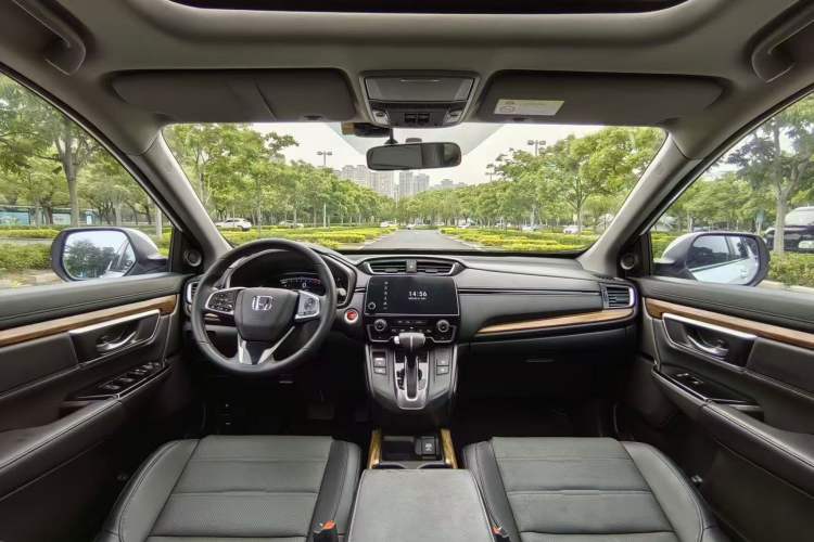 Used Honda CR-V 2017 240TURBO CVT Four-Wheel Drive Luxury Edition Interior 1
