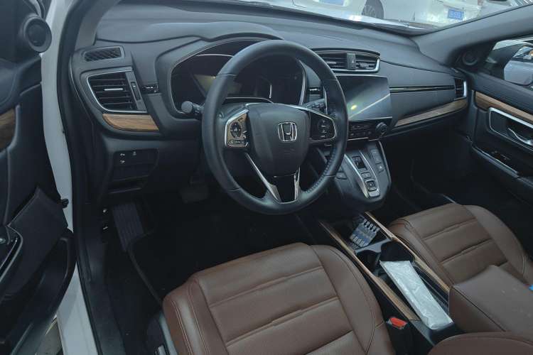 Used Honda CR-V 2017 Hybrid 2.0L Pure Drive Edition Interior 3