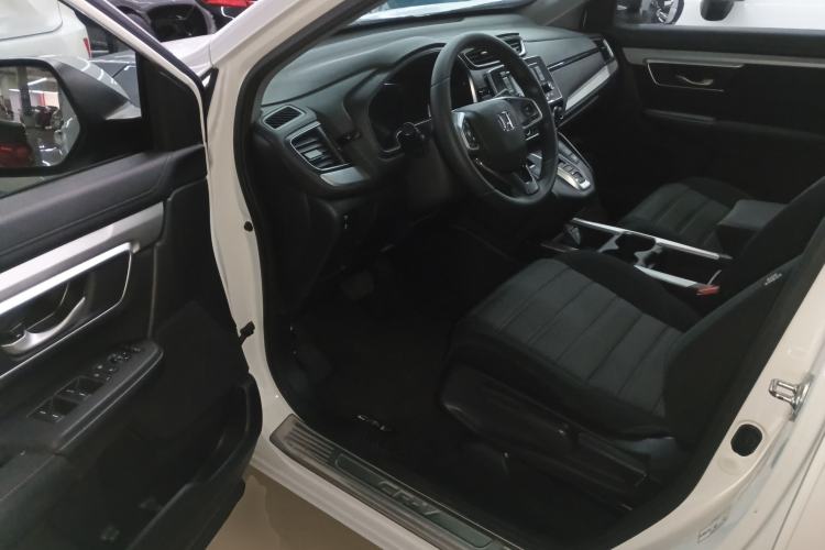 Used Honda CR-V 2017 Hybrid 2.0L Pure Speed Edition Interior 3