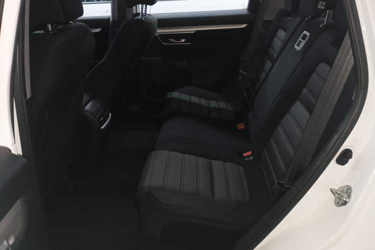 Used Honda CR-V 2017 Hybrid 2.0L Pure Speed Edition Interior 4