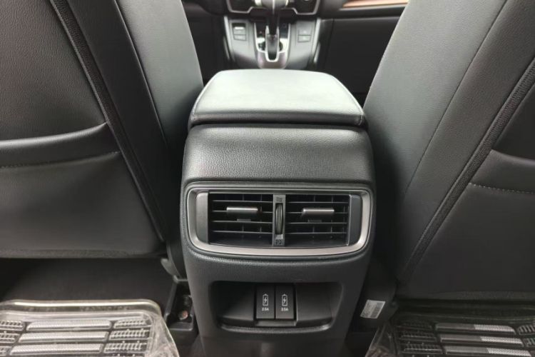 Used Honda CR-V 2017 240TURBO CVT Front-Wheel Drive Fashion Edition Interior 6