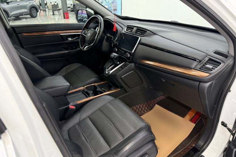 Used Honda CR-V 2017 240TURBO CVT Front-Wheel Drive Fashion Edition Interior 8